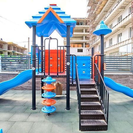 Kida'S Apartment In Nord10-Pool-Playground Мамая Экстерьер фото
